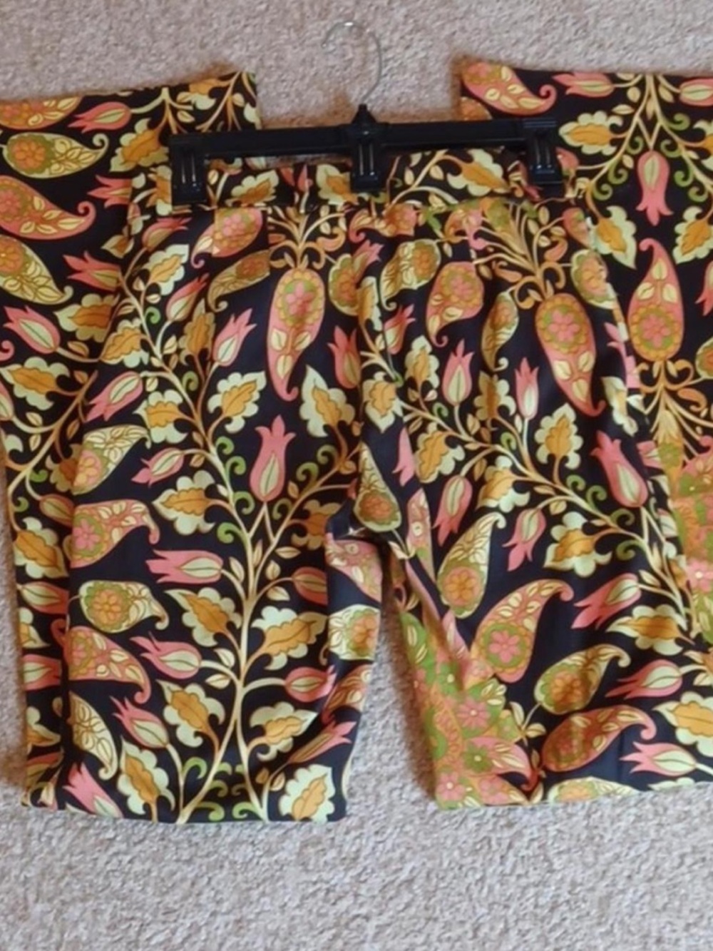 Zara Floral Wide-Leg Printed Pants in Black and Yellow XS - Picture 5 of 6